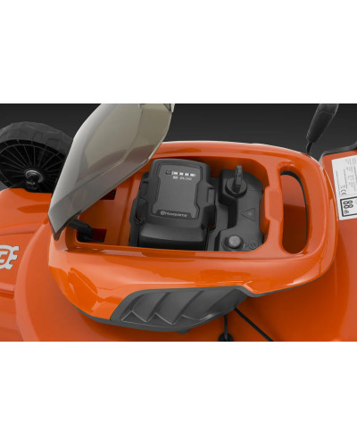Tondeuse LC142IS Husqvarna avec batterie et chargeur